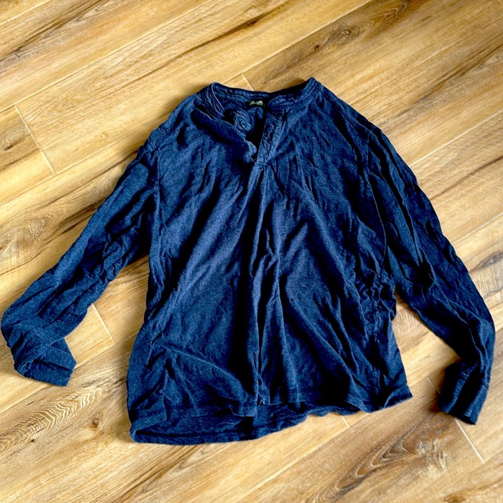 Eddie Bauer Henley